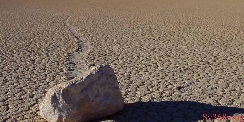 mơ thấy hòn đá